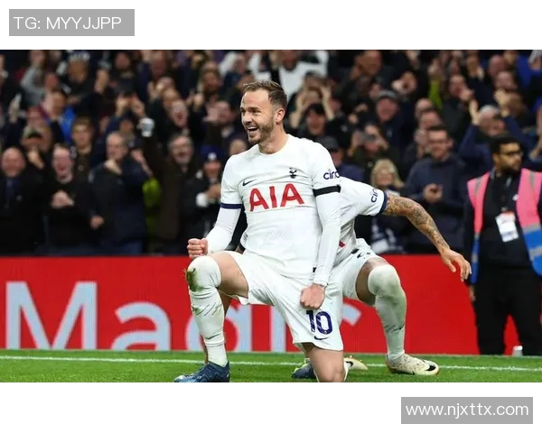 凯恩的“金靴”荣耀，热刺的“白百合”绽放！半场1-0领先水晶宫，这场胜利属于孙兴慜和他的队友们！